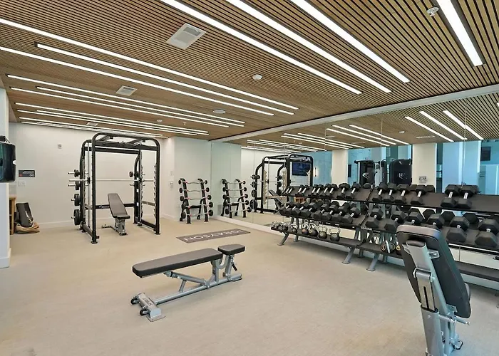 Apartment 94 Modern 2b2b Near Stockyards, Pool & Gym Fort Worth